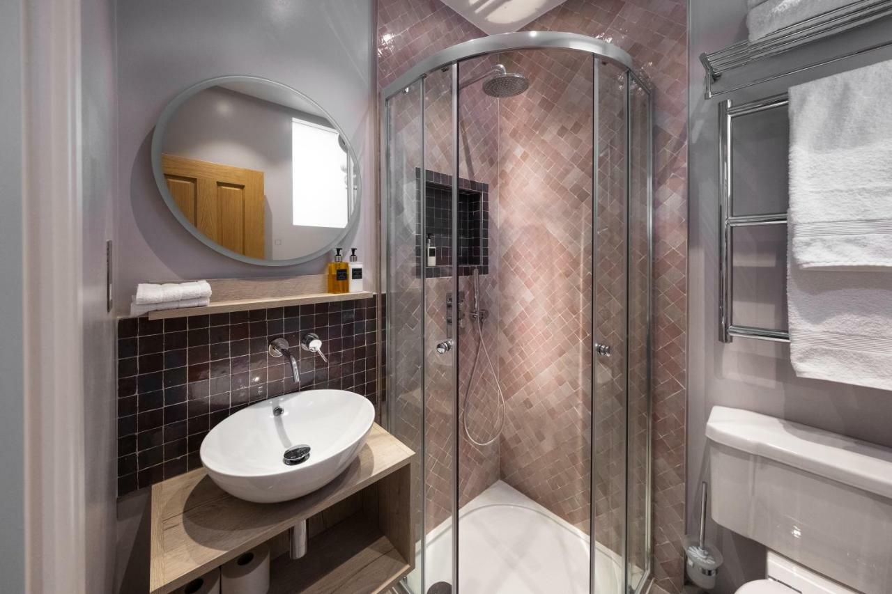 Hotel The Kings Arms Kingston upon Thames  Esterno foto
